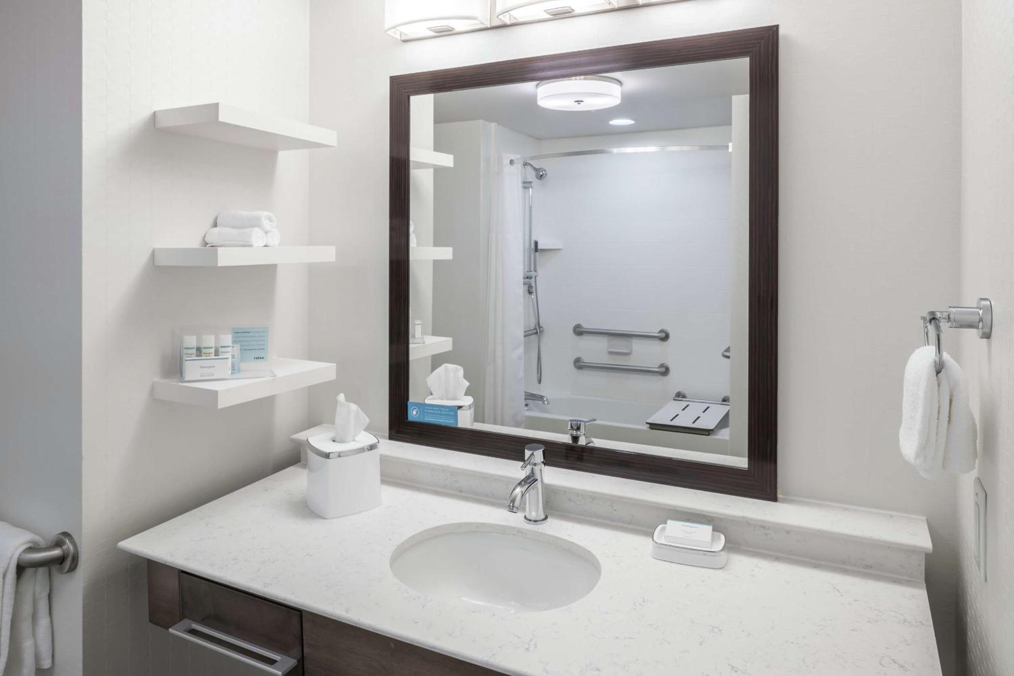 Hampton Inn & Suites By Hilton Atlanta Perimeter Dunwoody Ngoại thất bức ảnh