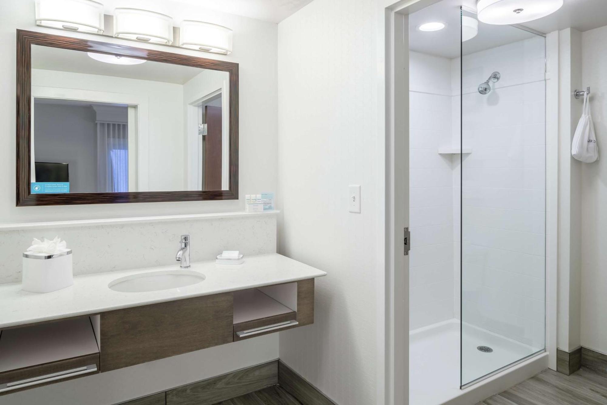 Hampton Inn & Suites By Hilton Atlanta Perimeter Dunwoody Ngoại thất bức ảnh